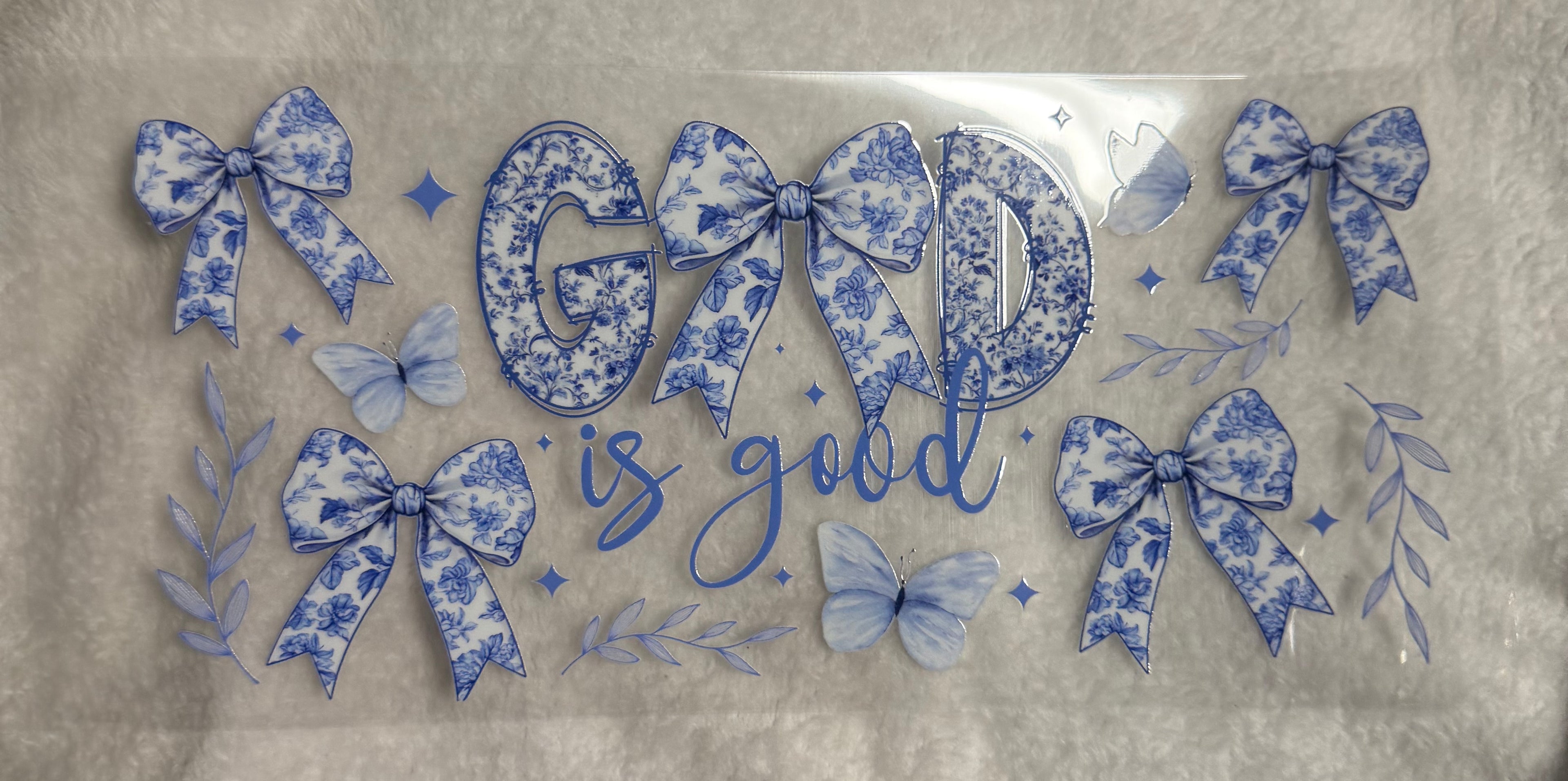 blue god is good / bows
