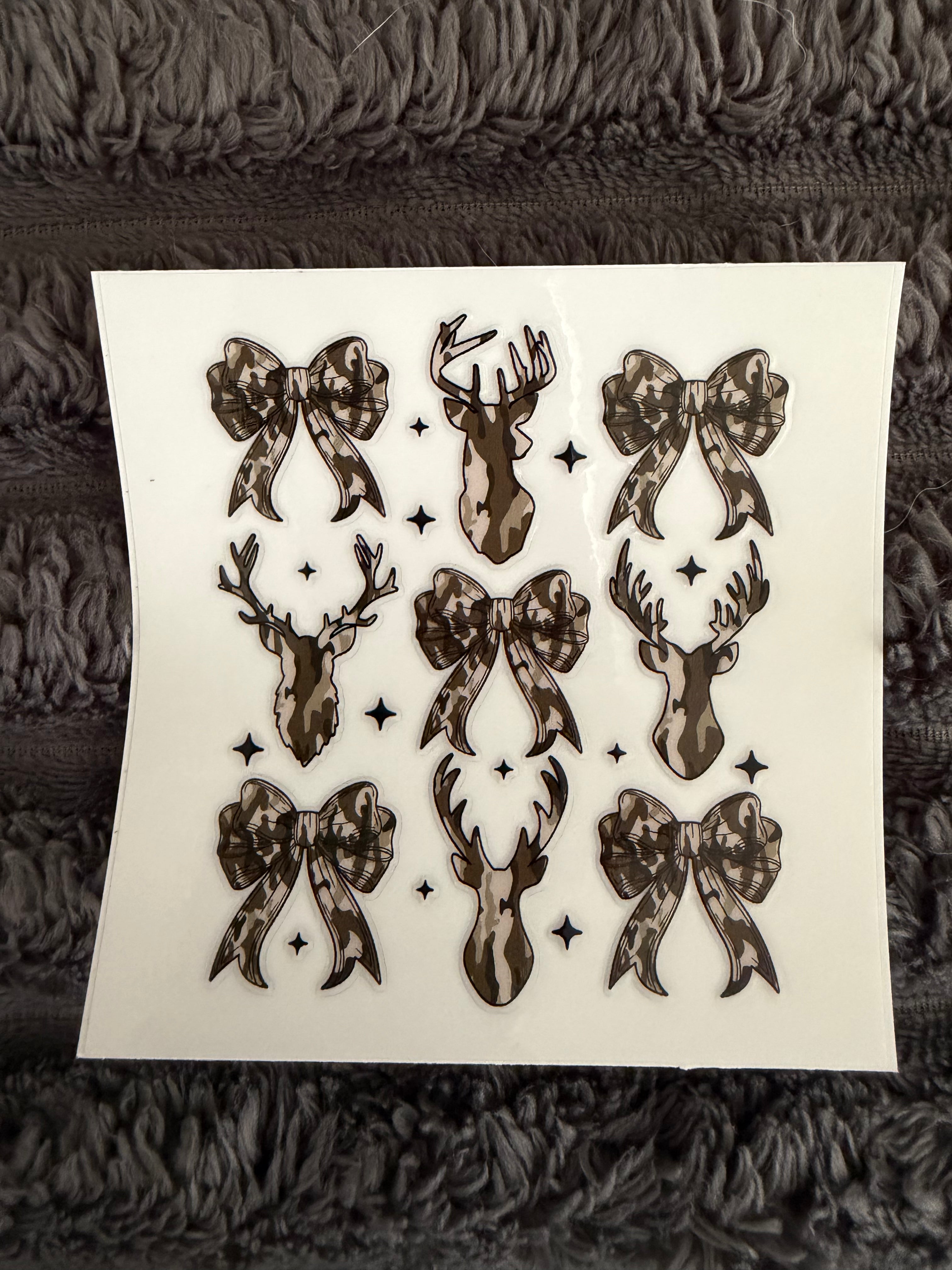 deer and bows / camo